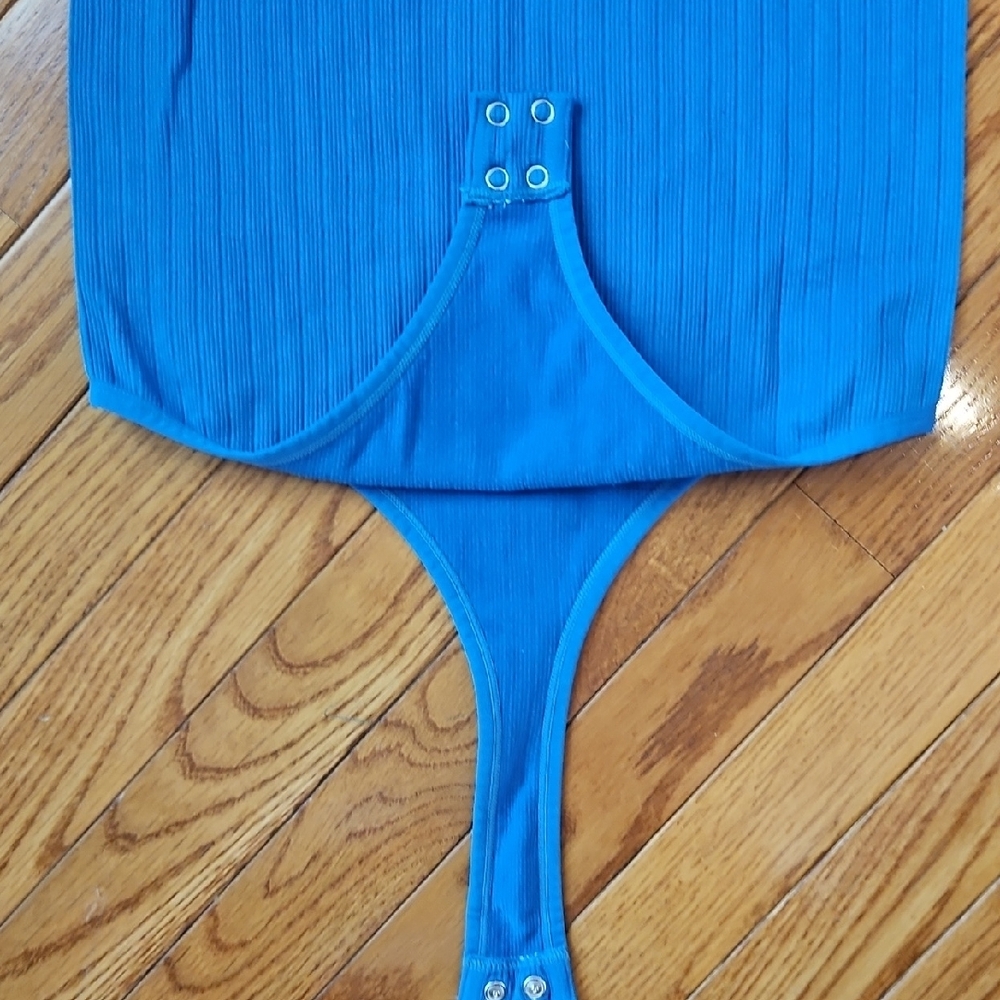 Dynamite Ribbed Blue Bodysuit - Picture 4 of 5